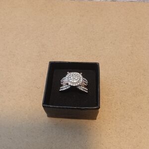 Dazzling Silver Women's Ring
